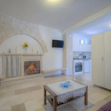 Trulli La Piazzetta By Rentbeat アパート Cocolicchio